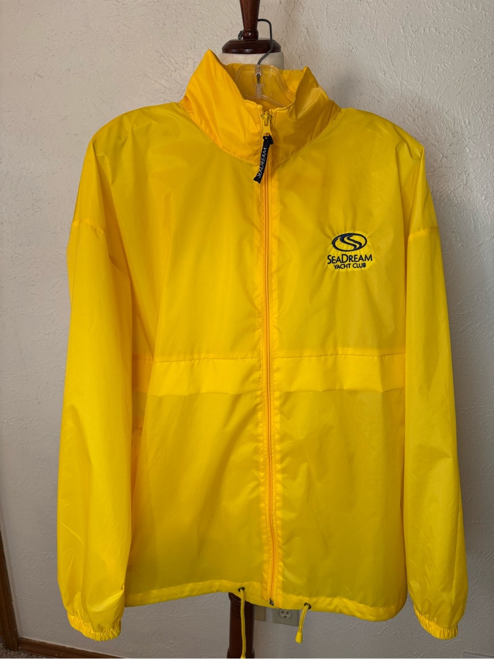 Men’s Yellow SeaDream Yacht Club Windbreaker Jacket L